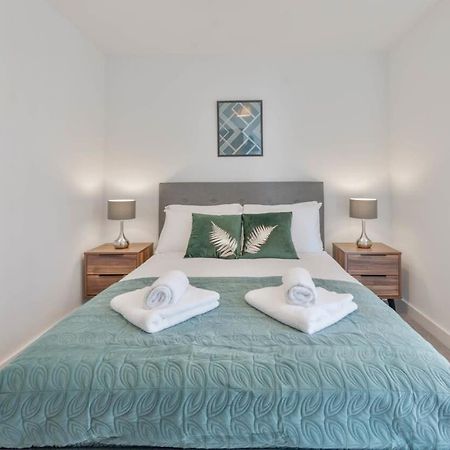 Stunning 2 Bed Apartment In Central Birmingham Exterior photo
