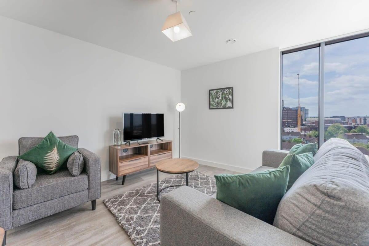 Stunning 2 Bed Apartment In Central Birmingham Exterior photo
